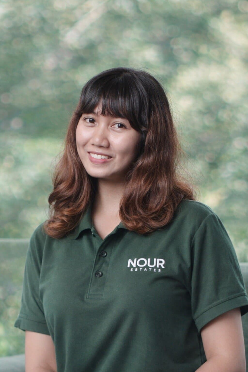 Tia, social media manager and content creator at Nour Estates Lombok