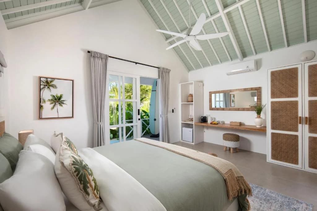 Turnkey selong belanak villa for sale - Cabana Bedroom