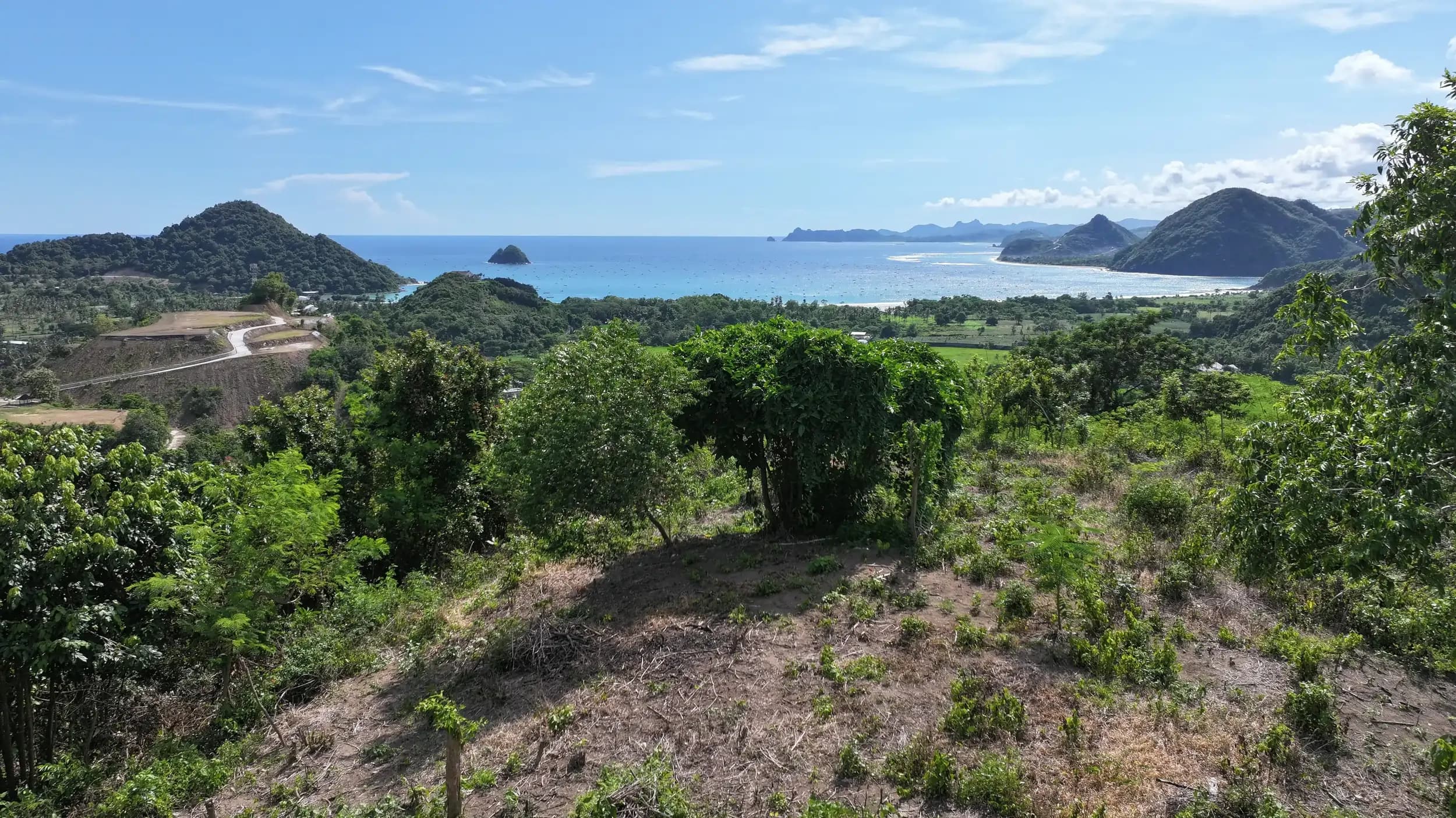 Selong Hills - Oceanview land for sale in selong belanak