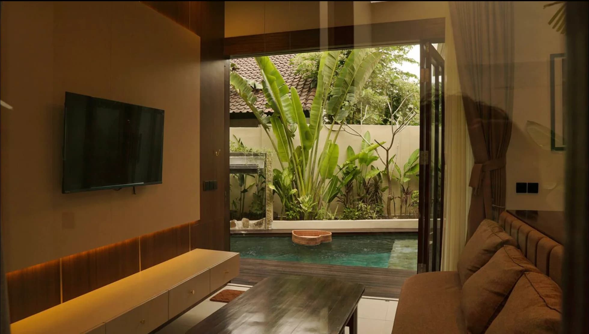 Exclusive-Villas-for-Sale-in-Kuta-Lombok