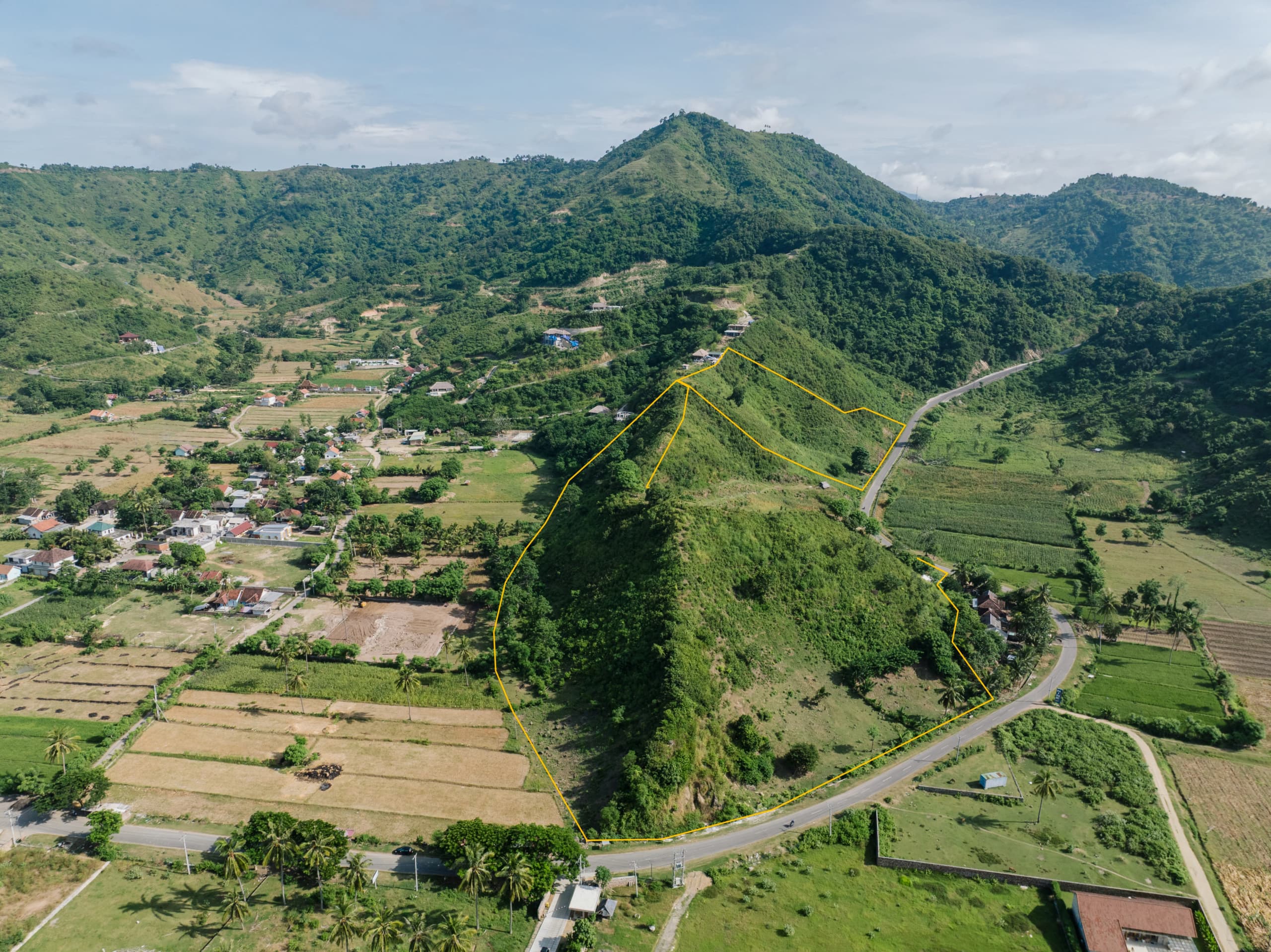 Twin Peaks Hill - Seaview land for sale in Serangan