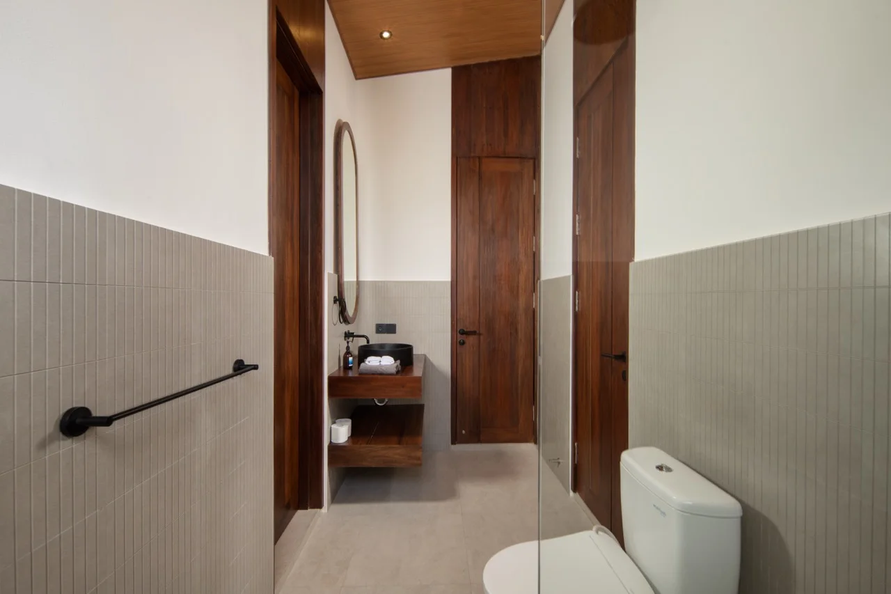 3-Bedroom Villa in Kuta Lombok for Sale bathroom